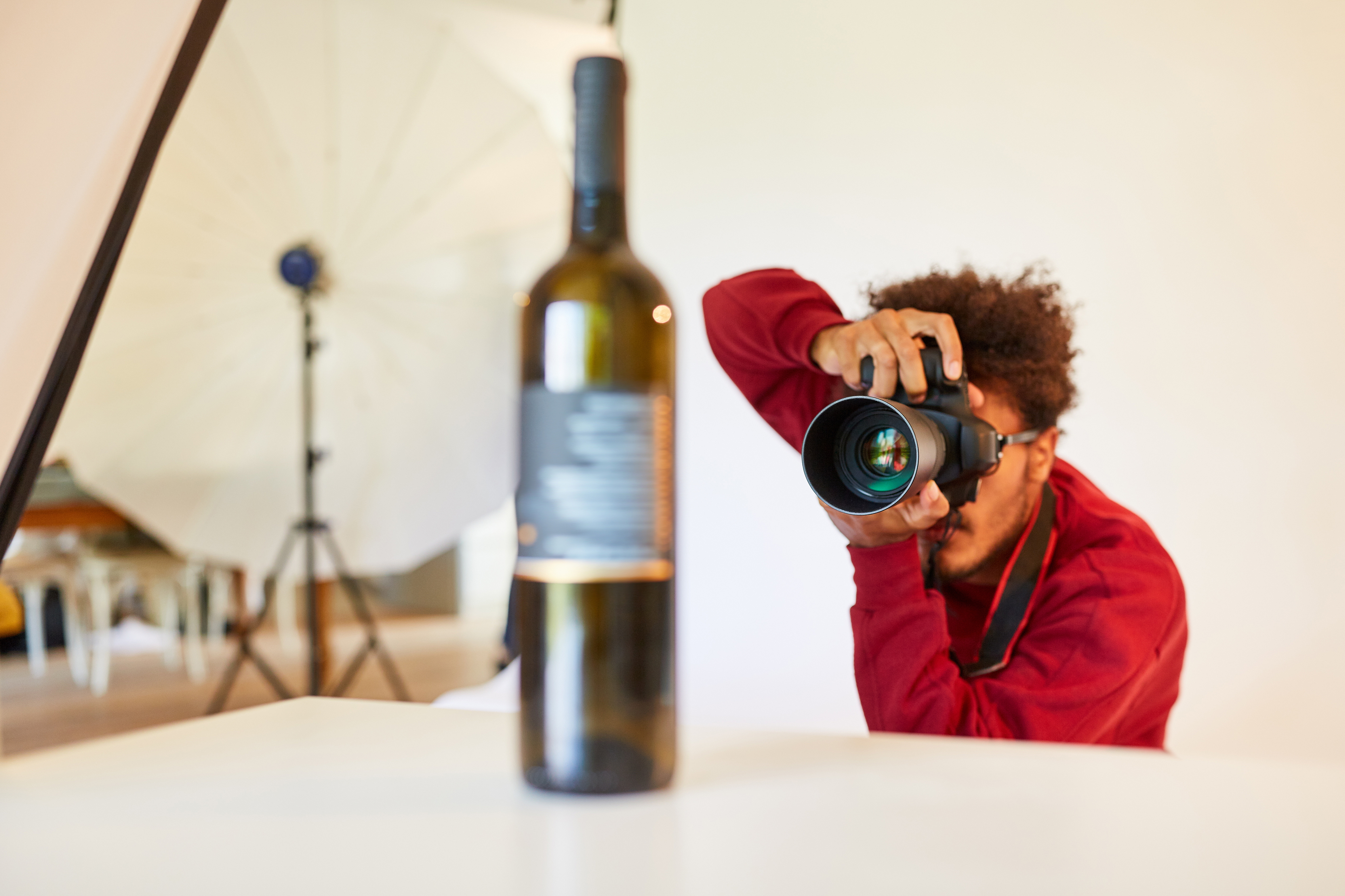 Fotografieren von Glas- und Hochglanz-Produkten