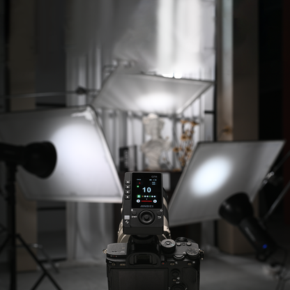 Radio Transmitter TR-Q7 III